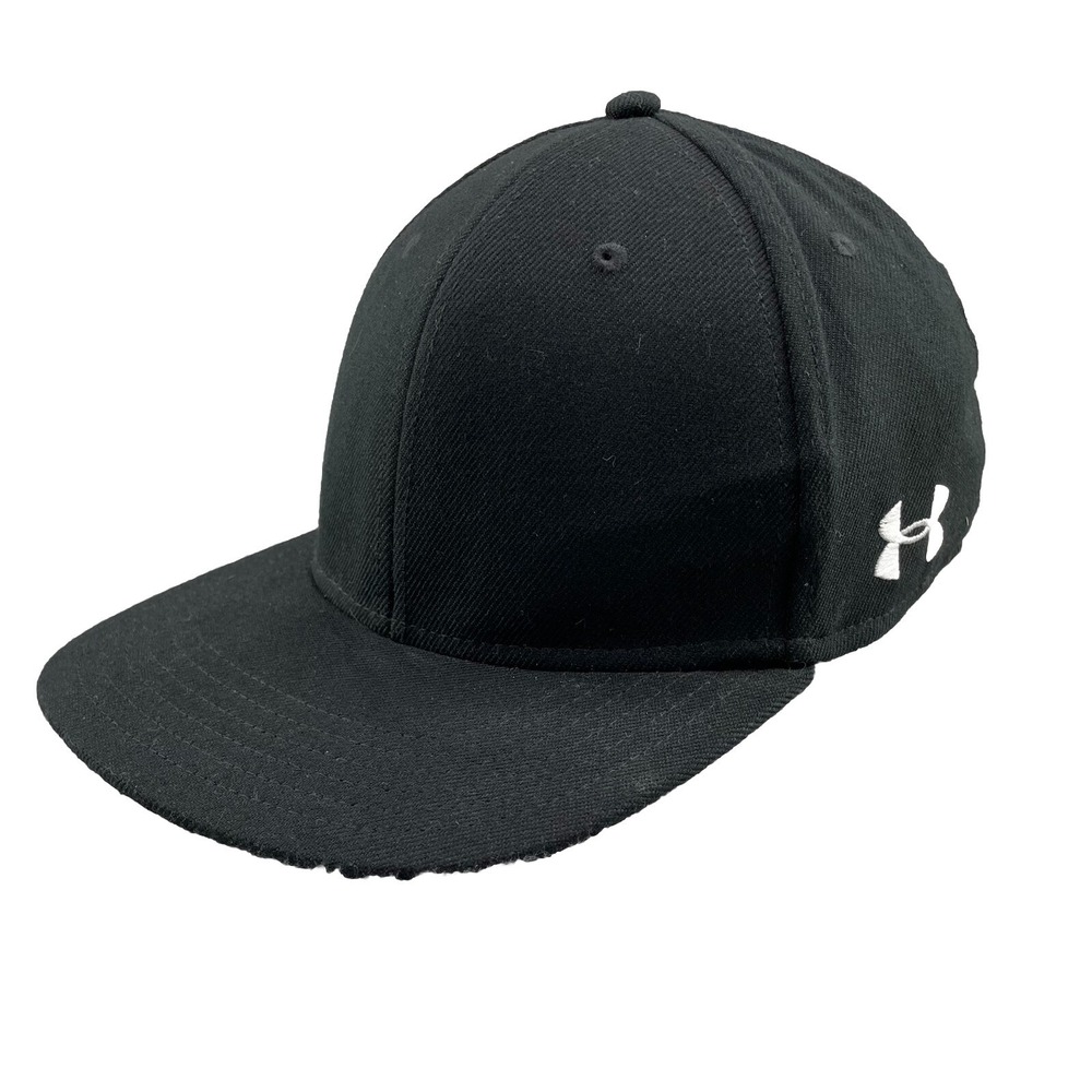 Under Armour Hat Fitted Cap Mens M/L  Black Golf Sportswear‎ Academia Gorpcore